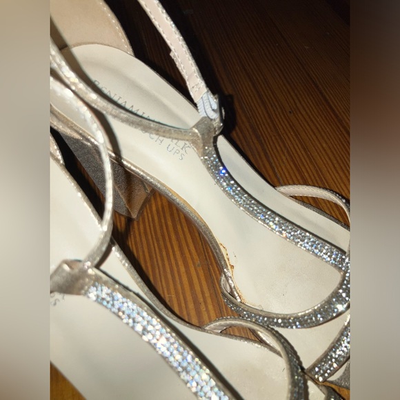 Touch Ups By Benjamin Walk Sandal Block Heels - Picture 4 of 9